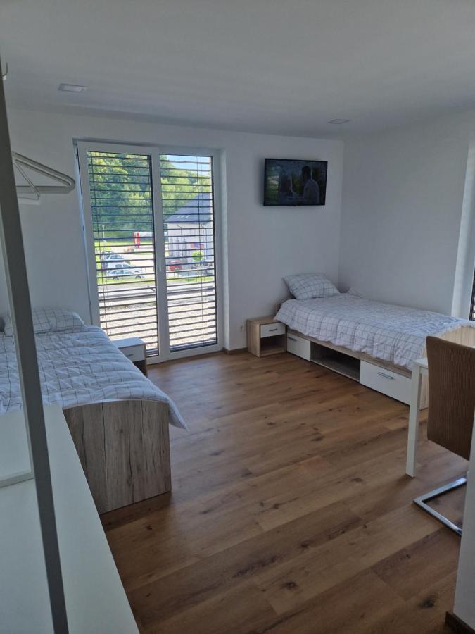 Cona Rooms Церквеньяк Экстерьер фото